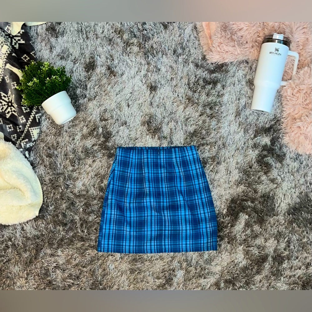 Brandy Melville blue slit mini skirt size small